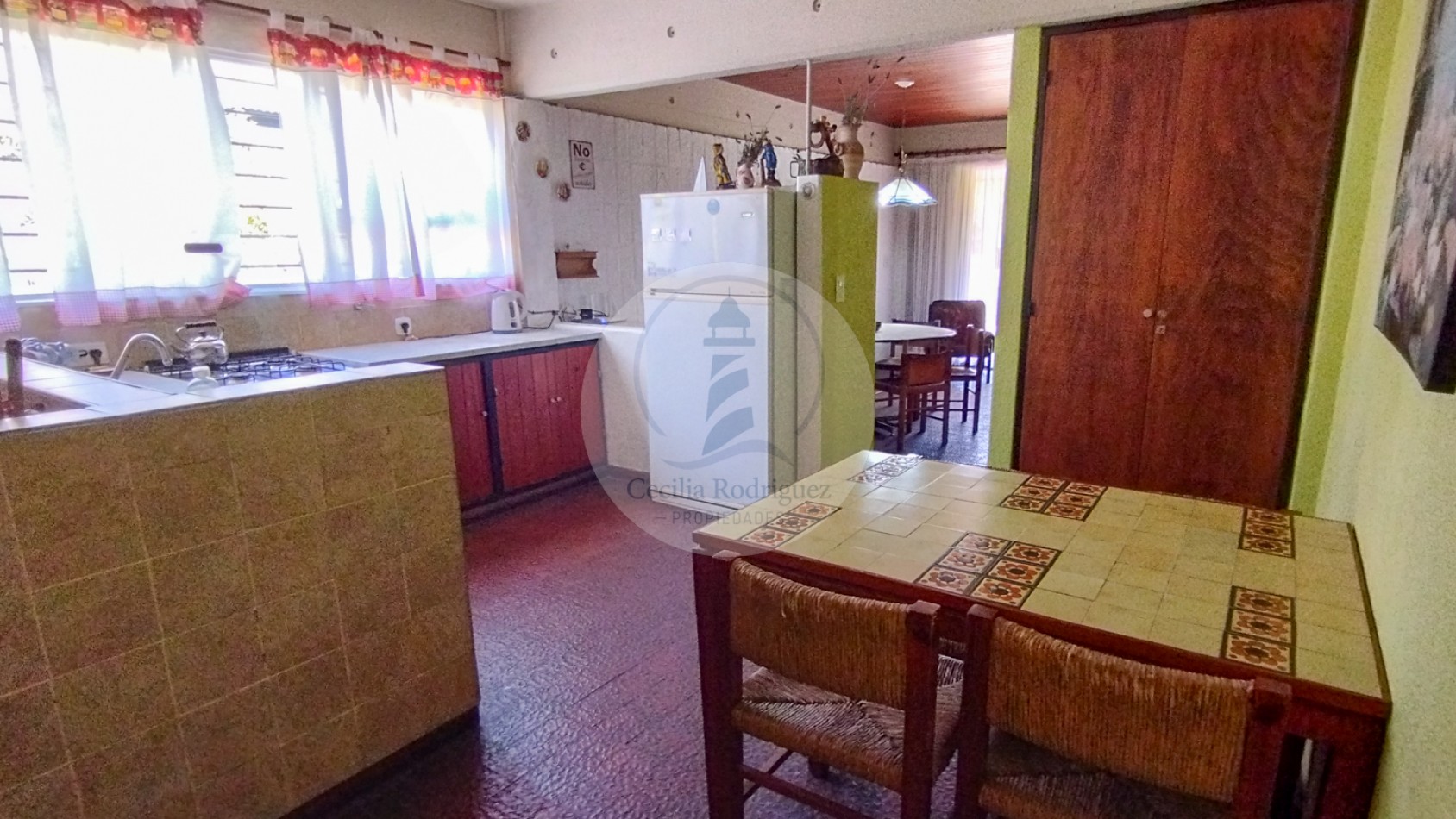 Casa de 4 amb. en una planta con amplio parque - Bo Alfar