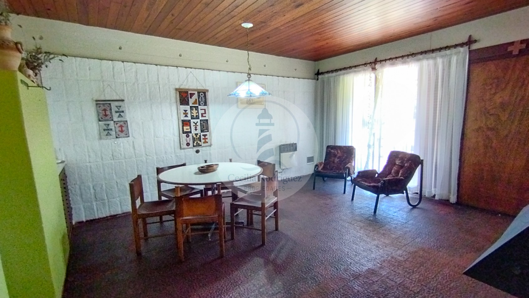 Casa de 4 amb. en una planta con amplio parque - Bo Alfar