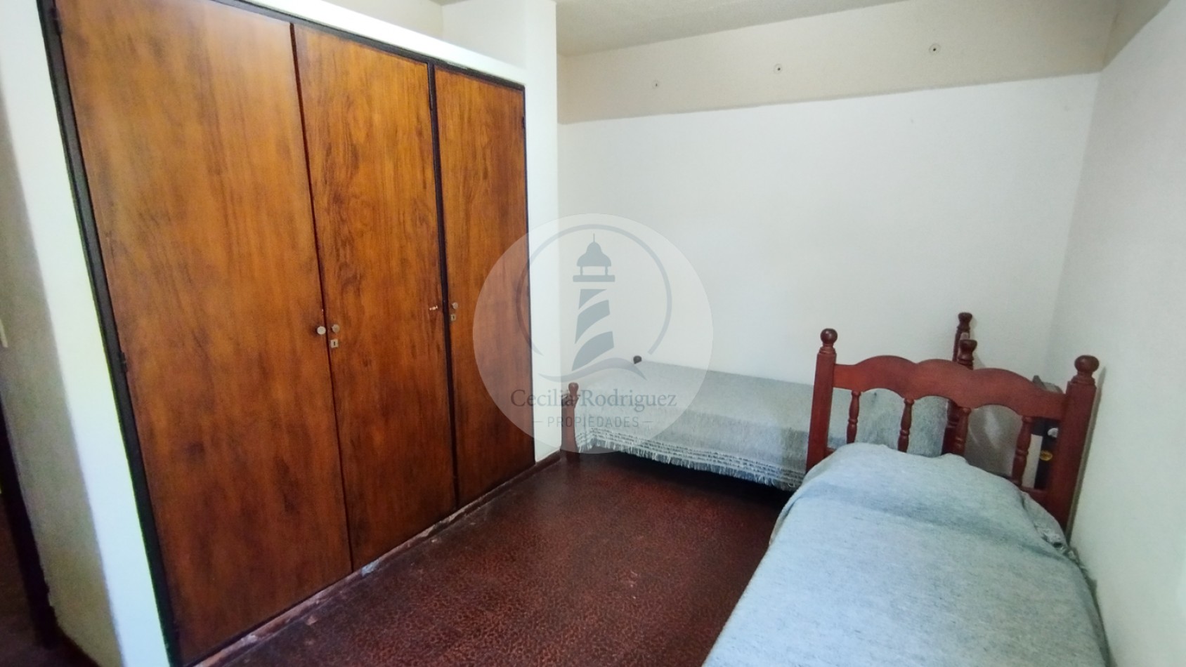 Casa de 4 amb. en una planta con amplio parque - Bo Alfar
