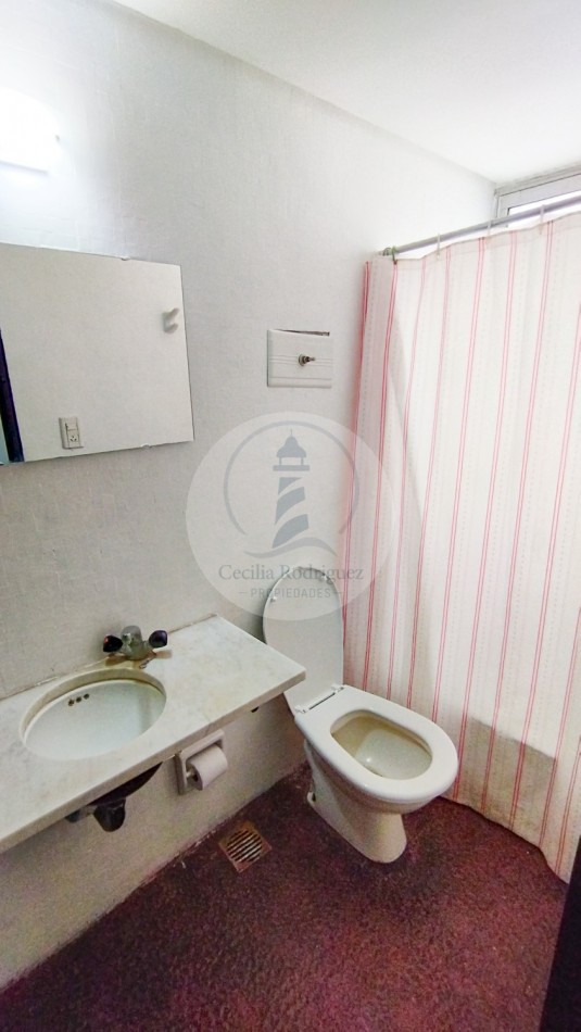 Casa de 4 amb. en una planta con amplio parque - Bo Alfar