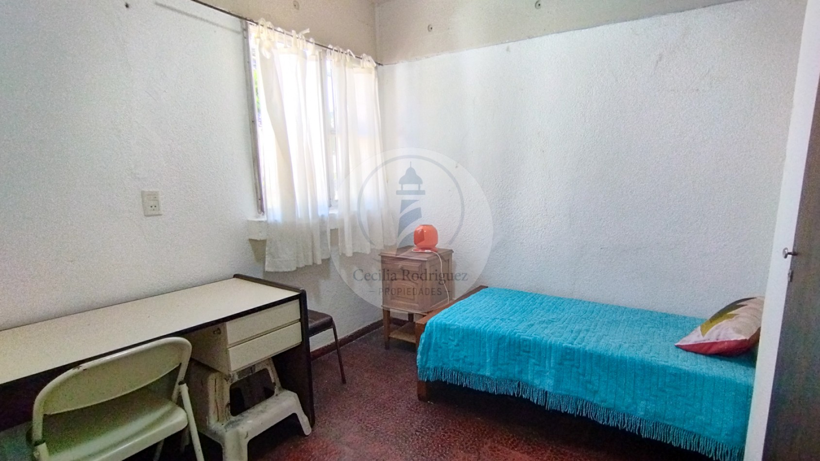 Casa de 4 amb. en una planta con amplio parque - Bo Alfar
