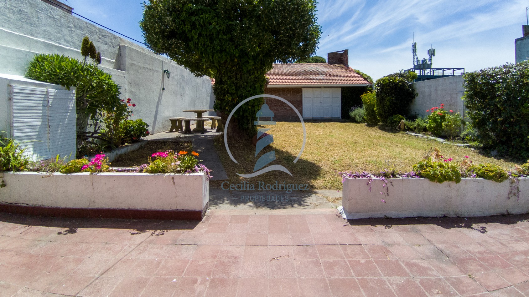 Chalet de 3 amb. p/6 pax. c/ gran parque y parrilla - Faro Norte