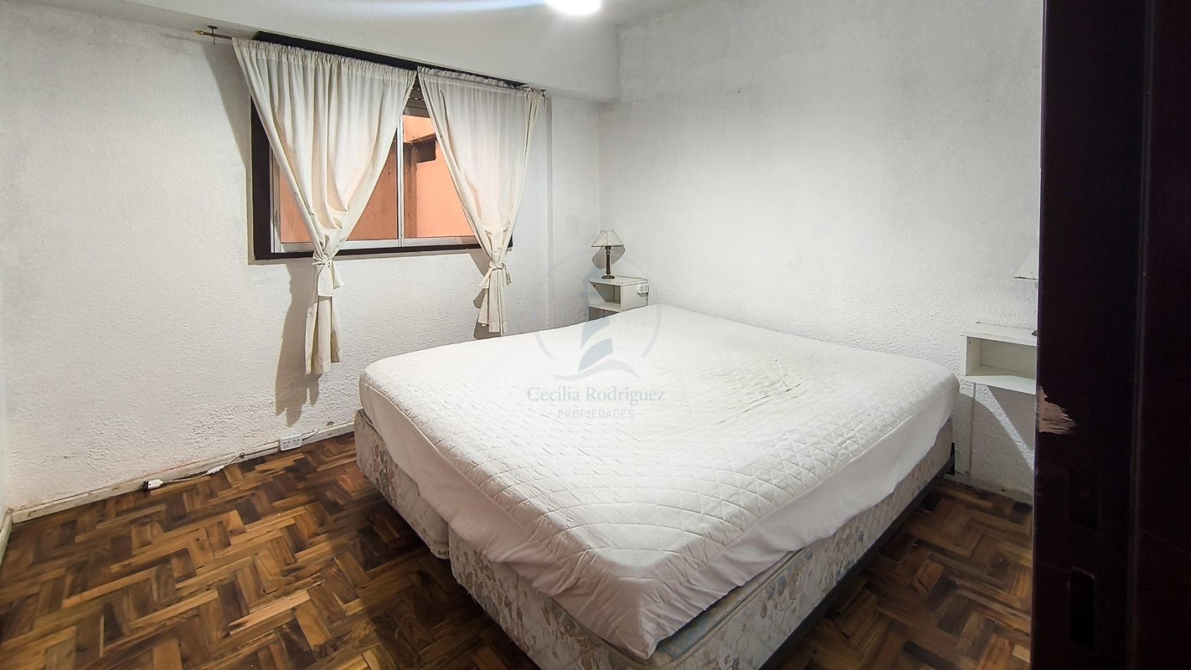 Amplio Dpto. de 2 amb.| Patio cubierto y descubierto | Zona Aldrey 