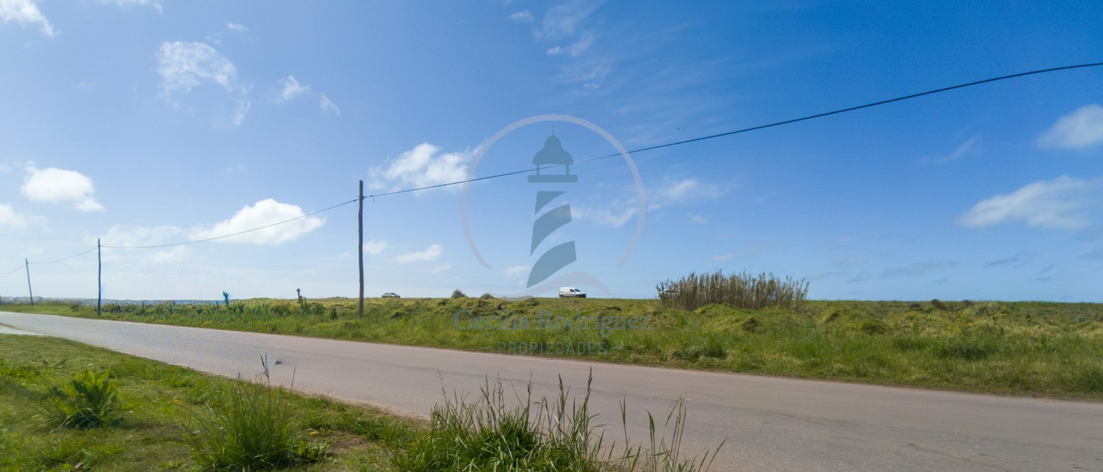 Oportunidad Unica | 2 Lotes Linderos en Los Acantilados | 745 m² totales
