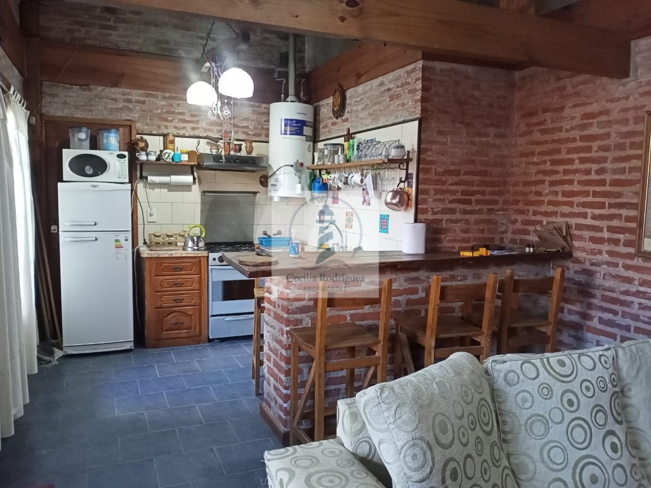 Chalet 3 Amb. c/cochera en una planta + PH al fondo de 3 Amb.