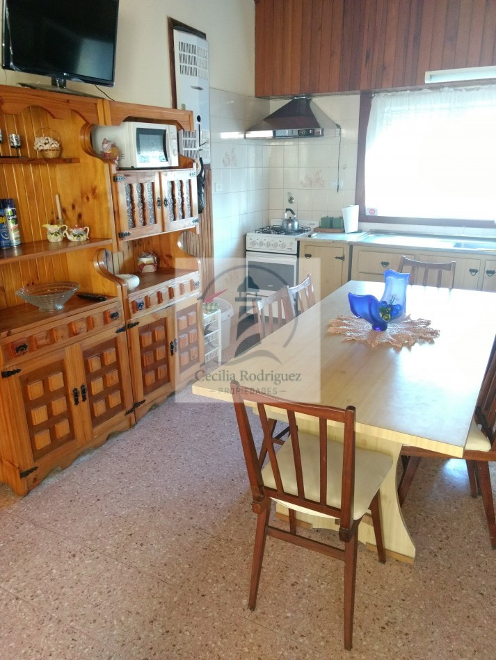 DEPARTAMENTO TIPO P.H. EN PLANTA ALTA DE 4 AMB- 