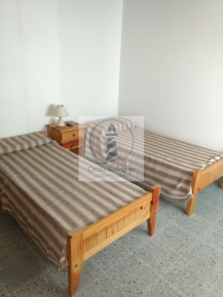 DEPARTAMENTO TIPO P.H. EN PLANTA ALTA DE 4 AMB- 