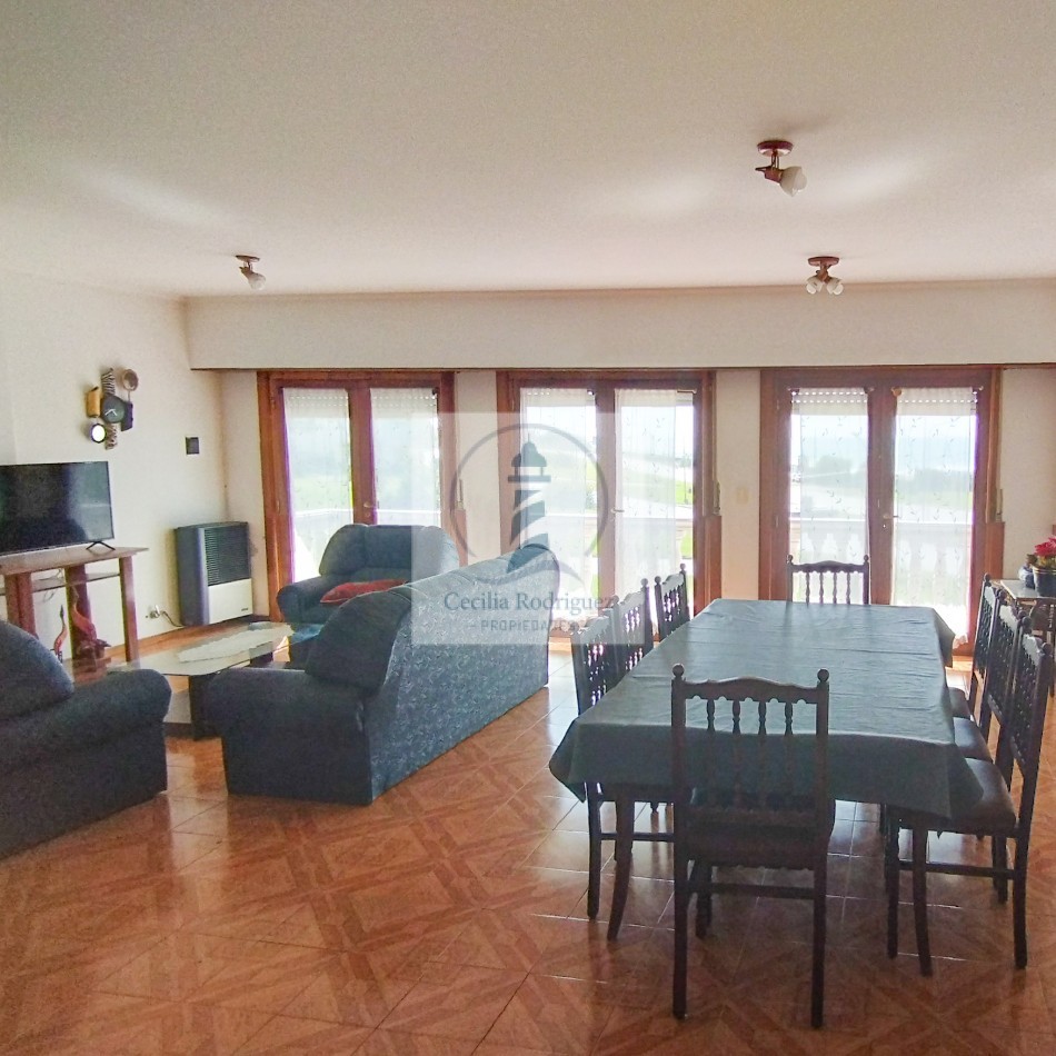 DEPARTAMENTO TIPO CASA FRENTE AL MAR DE 4 AMB P/7 PAX