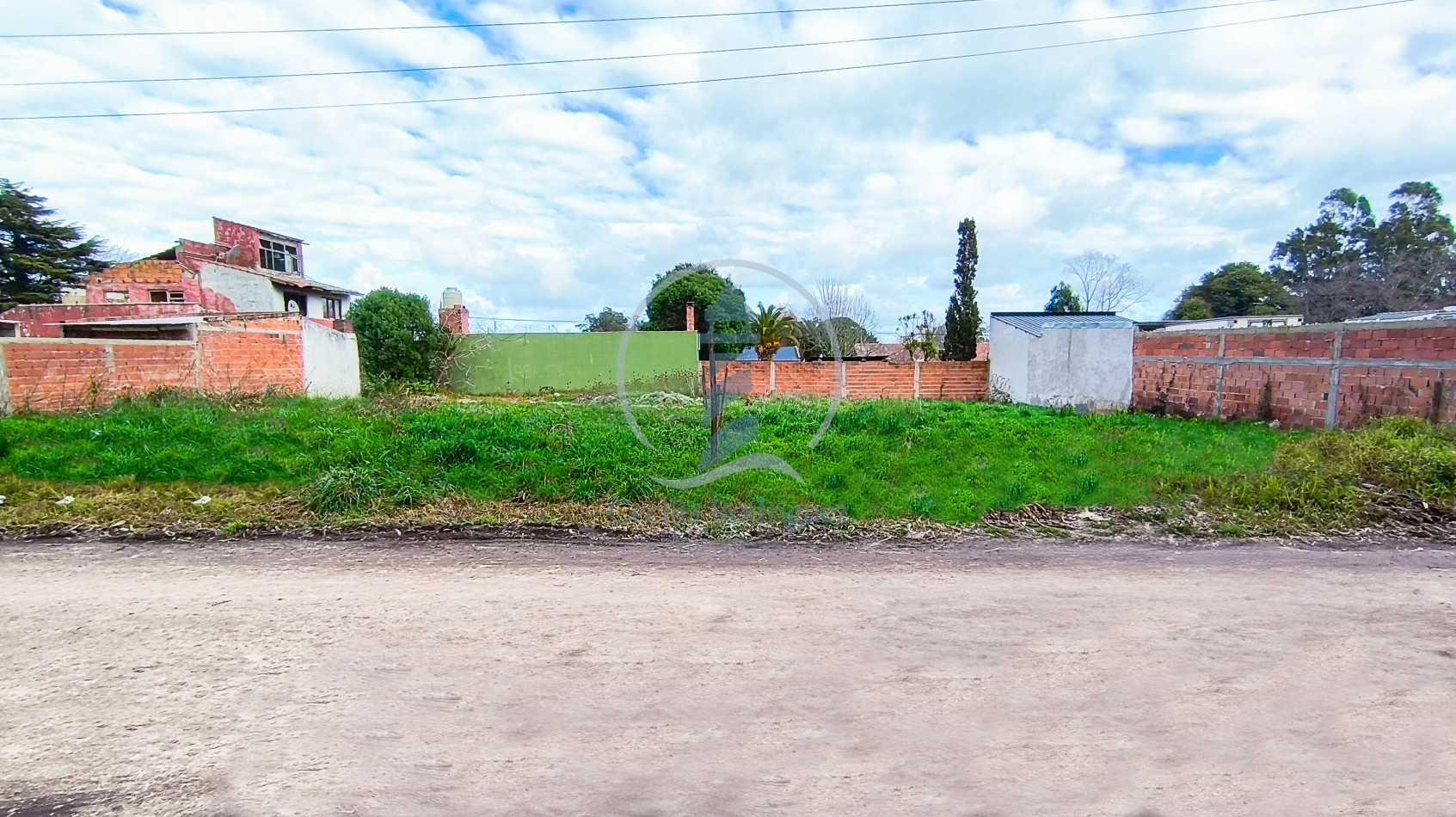 Lotes Linderos de 375m2 c/u  - Ideal Inversion