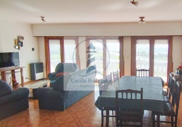 DEPARTAMENTO TIPO CASA FRENTE AL MAR DE 4 AMB P/7 PAX